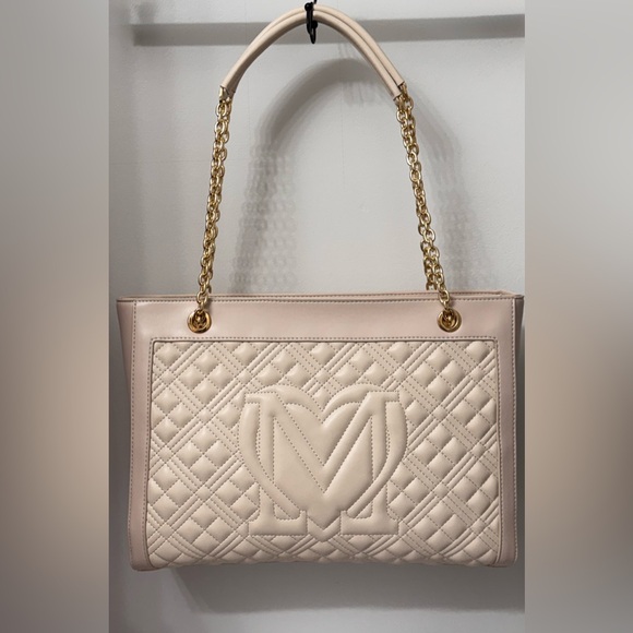 NWT Love Moschino Cream Quilted Borsa Tote & Gold Chain Handles(with dust bag) - Picture 2 of 16